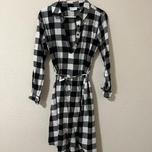 Black and white gingham shirt dress- S